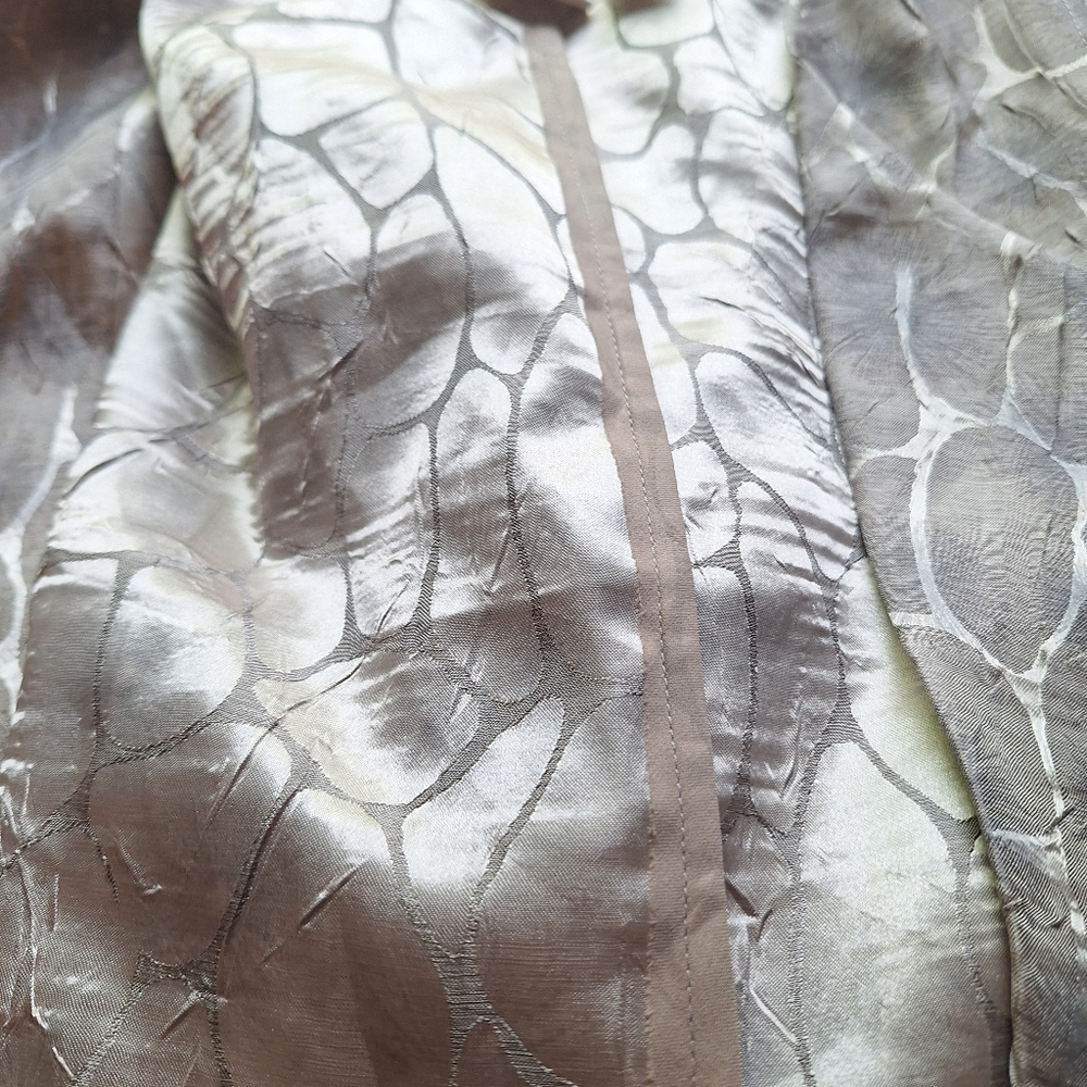 Chico's Shimmering Gray / Beige Jacket w 3/4 Sleeves, Wedding Guest Size L LNC - Picture 5 of 5
